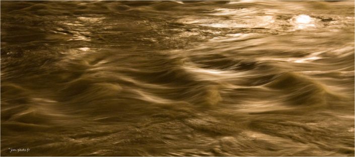 Fleuve en furie JeanClaudeM jcm-photo